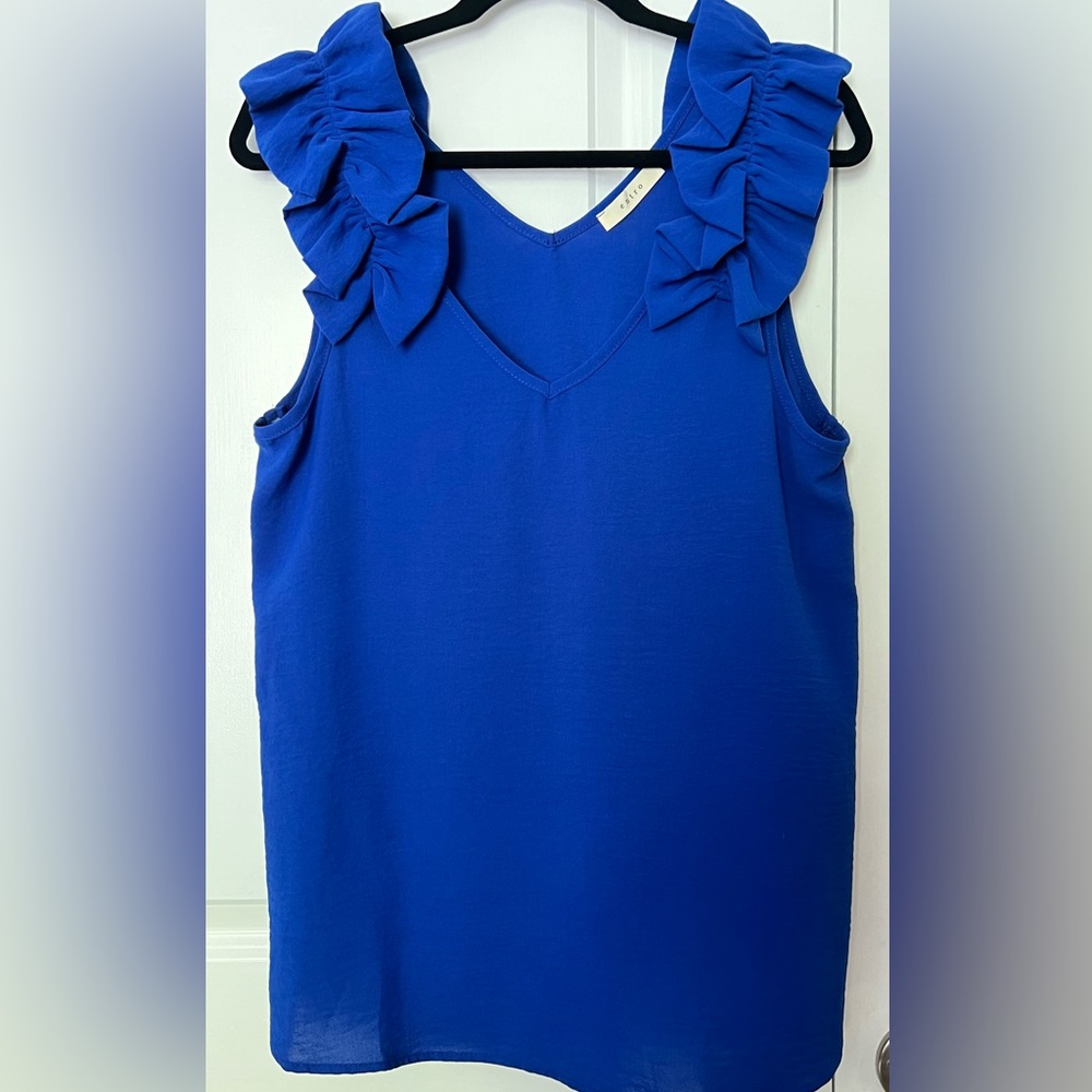 BN no tags, ENTRO brand, size LG, Royal blue beautiful dressy tank